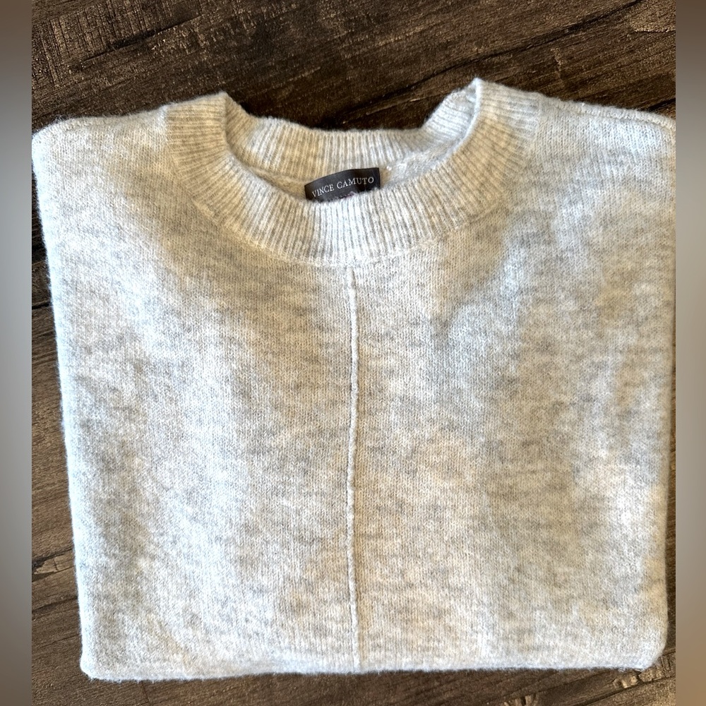 Vince Camuto sweater